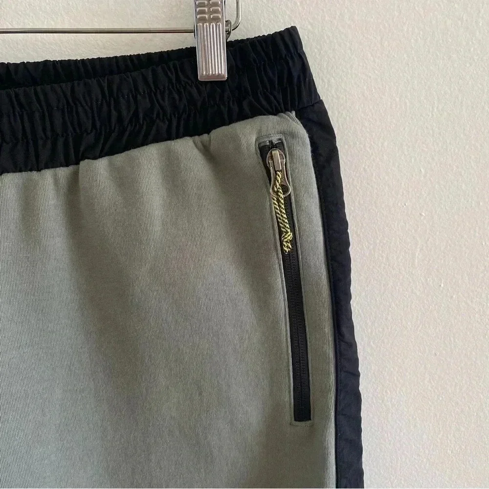 The North Face Tech Short Sz‎ XL Khaki Black